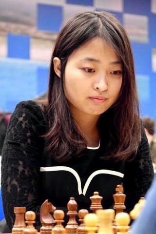 La campionessa del mondo Ju-Wenjun